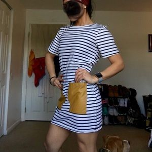 TOBI - Striped dress with large pockets!
